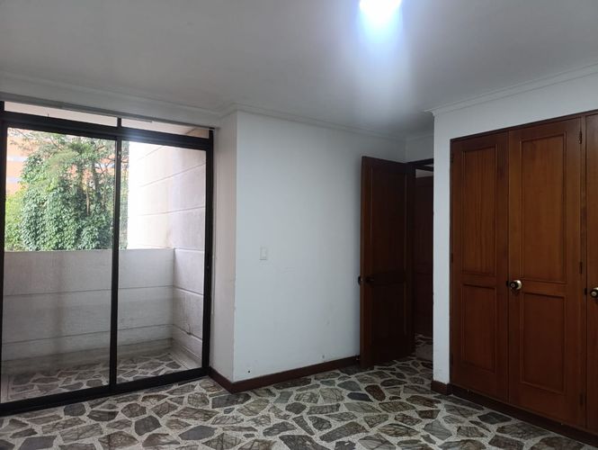Apartamento de 3 alcobas en venta en El Poblado, Medellín, 145 m² · foto 12 de 20