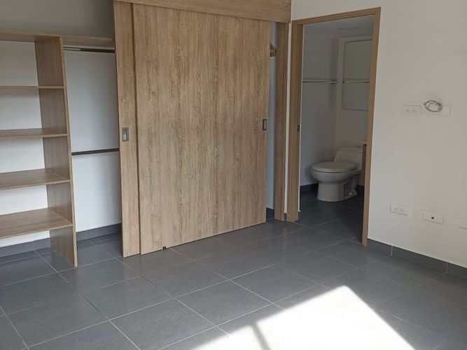 Apartamento de 3 alcobas en venta en Rincon Santo, Bello, 54 m² · foto 5 de 6