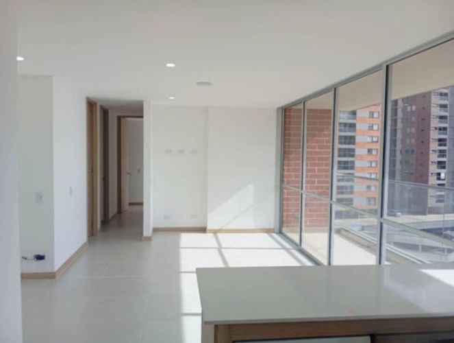 Apartamento de 3 alcobas en arriendo en Los Colegios, Rionegro, 90 m² · foto 3 de 18