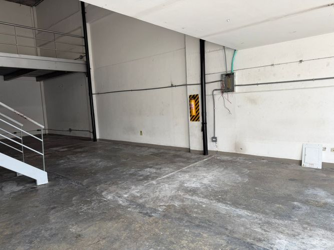 Bodega en arriendo en Caqueta, La Estrella, 150 m² · foto 11 de 16