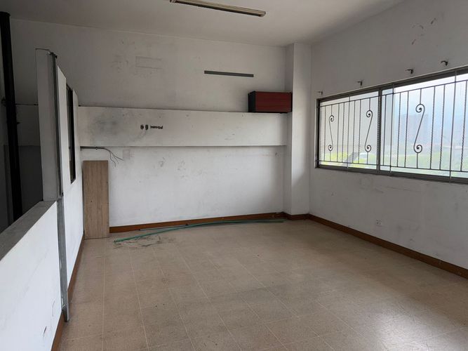 Bodega en arriendo en Caqueta, La Estrella, 150 m² · foto 13 de 16