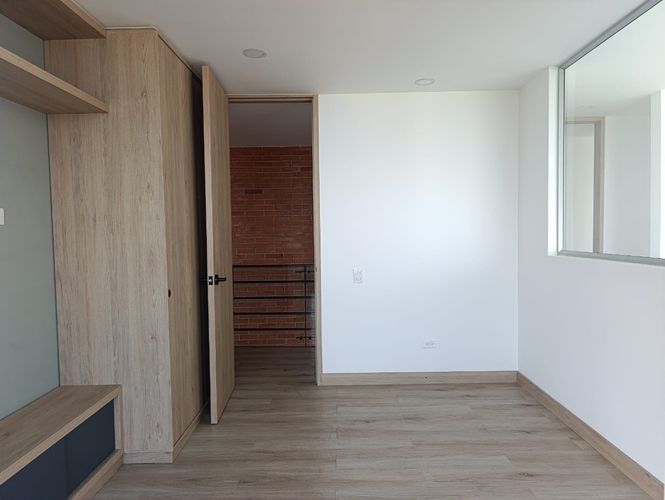 Apartamento de 3 alcobas en arriendo en El Poblado, Medellín, 188 m² · foto 11 de 18