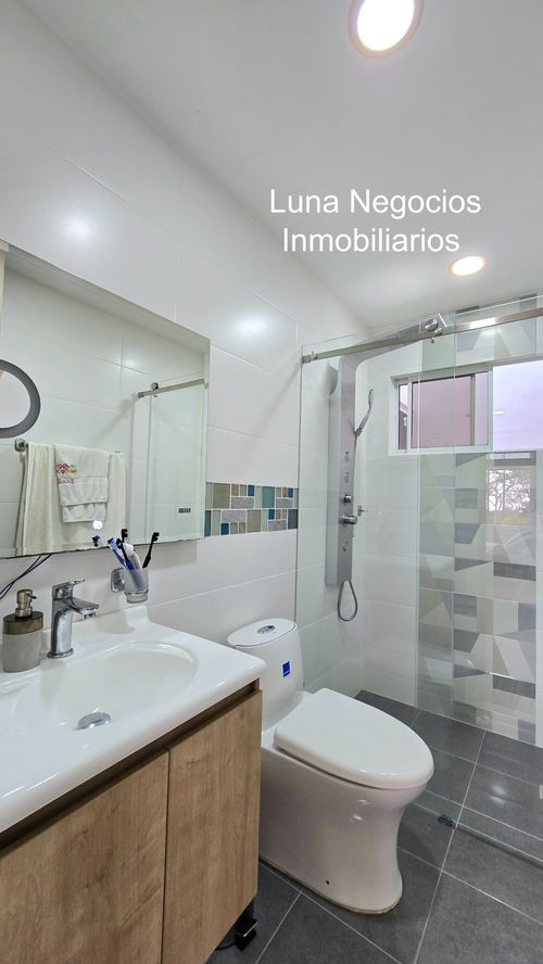 Casa de 4 alcobas en venta en Ruitoque Condominio, Floridablanca, 437 m² · foto 9 de 24