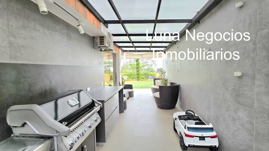 Casa de 4 alcobas en venta en Ruitoque Condominio, Floridablanca, 437 m² · foto 17 de 24