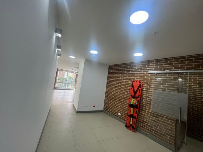 Oficina en arriendo en El Poblado, Medellín, 169 m² · foto 12 de 20