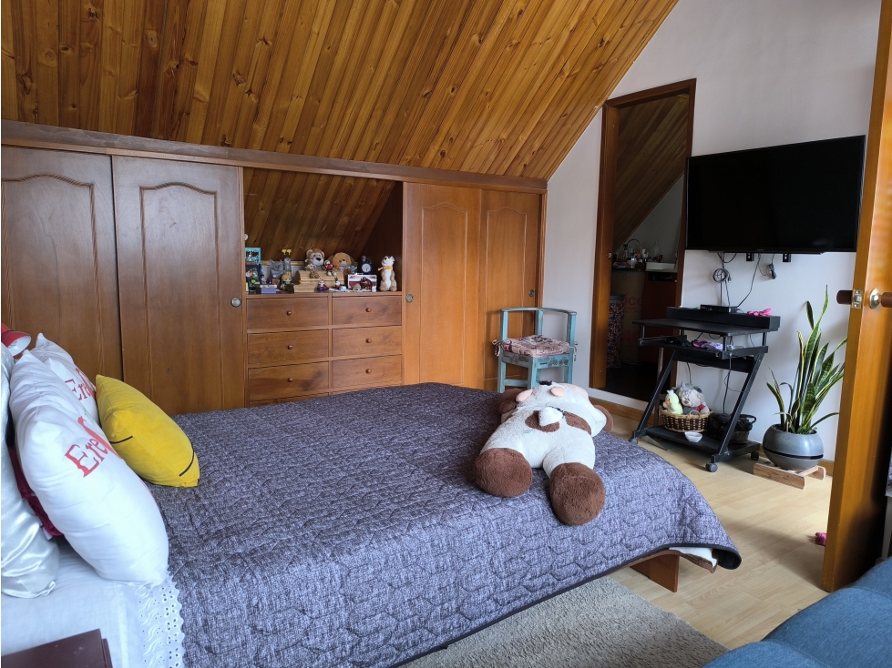 Casa en venta en Portales Del Norte, Bogotá · foto 9 de 18
