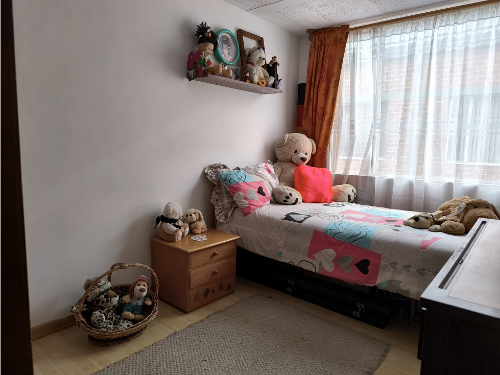 Casa en venta en Portales Del Norte, Bogotá · foto 14 de 18