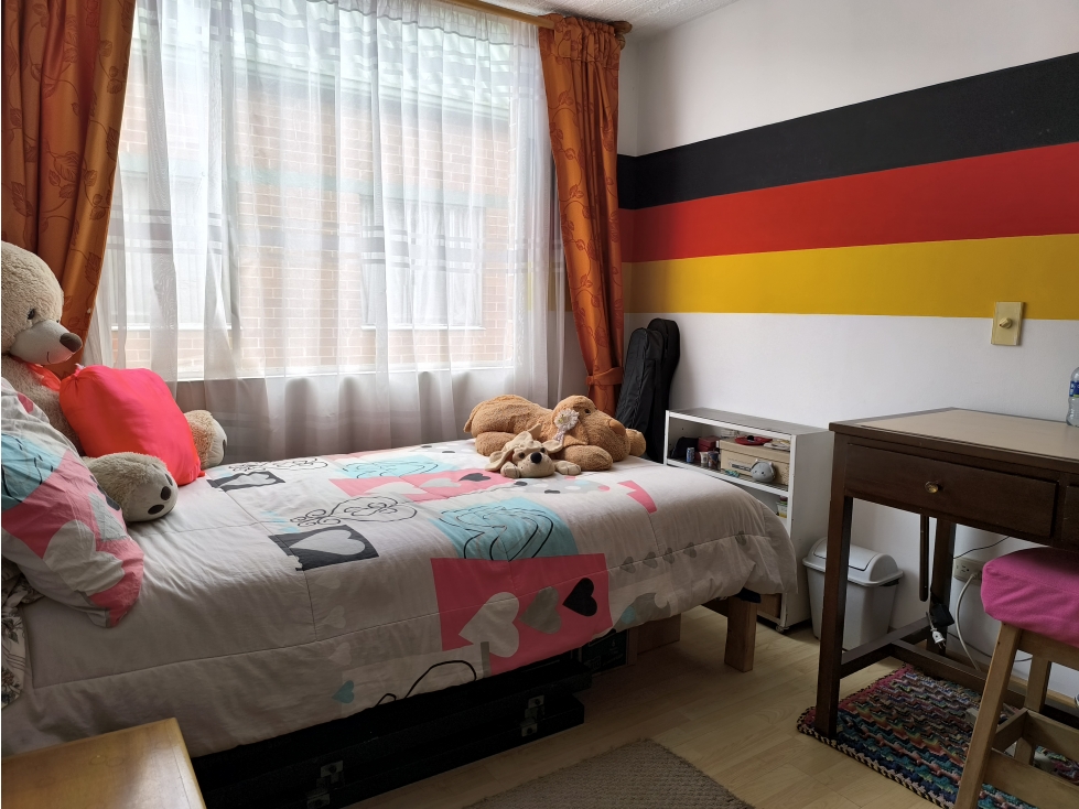 Casa en venta en Portales Del Norte, Bogotá · foto 15 de 18