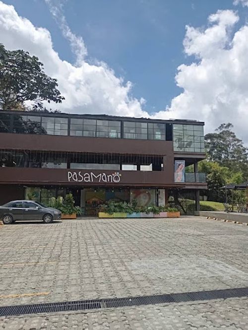 Local en arriendo en Los Salados, El Retiro, 400 m² · foto 2 de 24