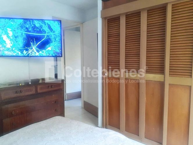 Apartamento de 3 alcobas en arriendo en Patio Bonito, Medellín, 150 m² · foto 12 de 15