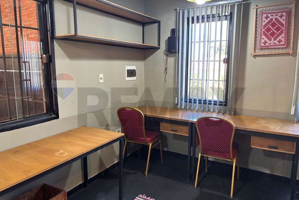 ALQUILO - Tinglado c/ Oficinas – Luque, Laurelty. 8,400,000 ₲ Por Mes + IVA (M.L.) — foto 3