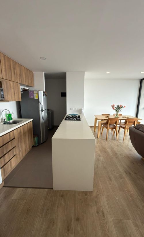 Apartamento de 2 alcobas en venta en El Trianon, Envigado, 86 m² · foto 2 de 13
