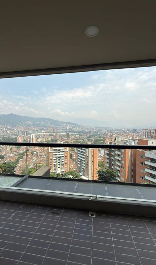 Apartamento de 2 alcobas en venta en El Trianon, Envigado, 86 m² · foto 7 de 13