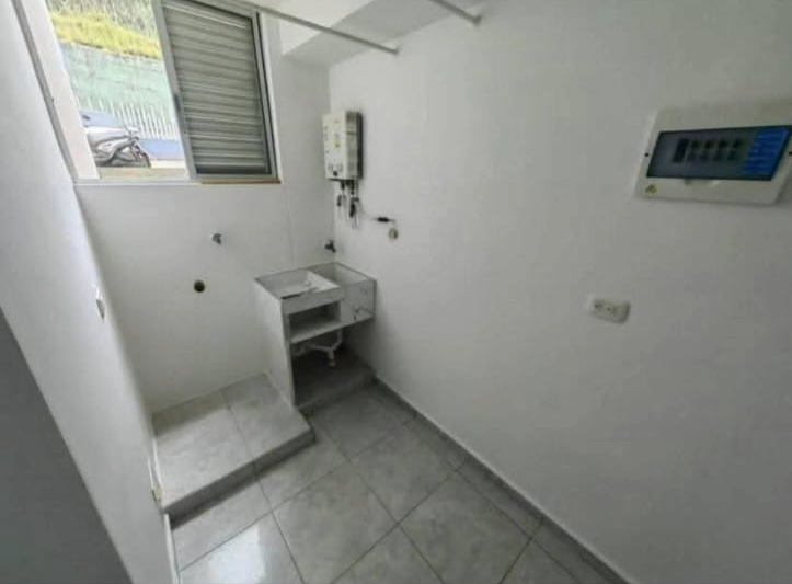 Apartamento en venta en Tribunas Corcega, Pereira · foto 4 de 7