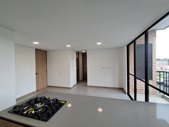 Apartamento de 2 alcobas en arriendo en Rionegro, 66 m² · foto 3 de 14