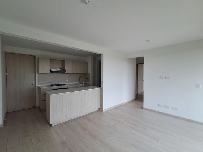 Apartamento de 2 alcobas en arriendo en Rionegro, 66 m² · foto 2 de 11