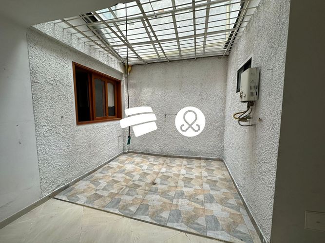 Casa de 4 alcobas en venta en Las Mercedes, Itagüí, 150 m² · foto 7 de 12