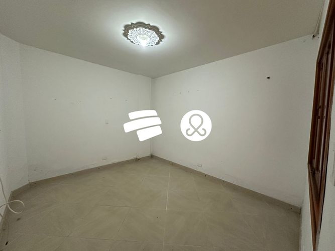 Casa de 4 alcobas en venta en Las Mercedes, Itagüí, 150 m² · foto 8 de 12