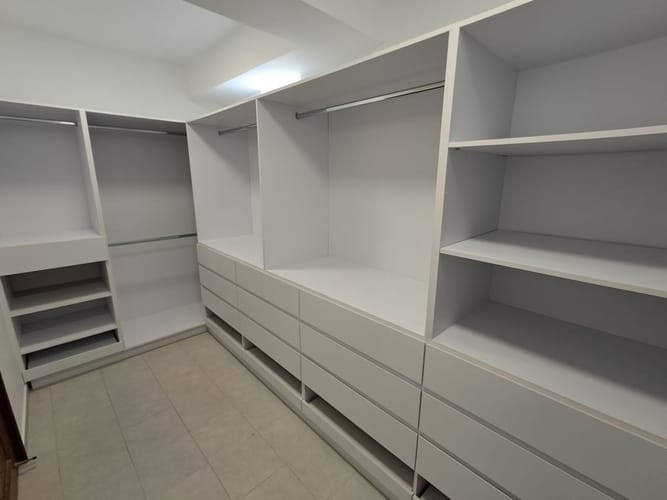 Apartamento de 3 alcobas en arriendo en El Tesoro, Medellín, 312 m² · foto 14 de 24