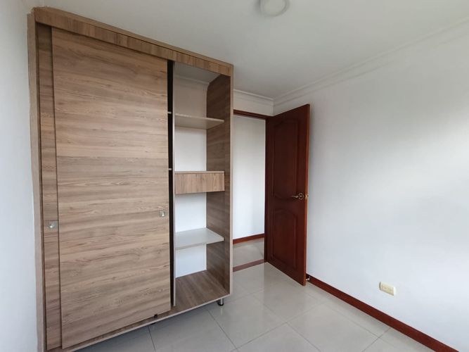 Apartamento de 3 alcobas en arriendo en El Poblado, Medellín, 63 m² · foto 13 de 18