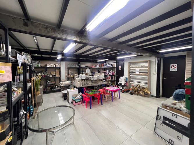 Bodega en arriendo en Cristo Rey, Medellín, 2000 m² · foto 8 de 15
