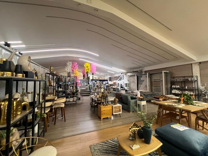 Bodega en arriendo en Cristo Rey, Medellín, 2000 m² · foto 11 de 15