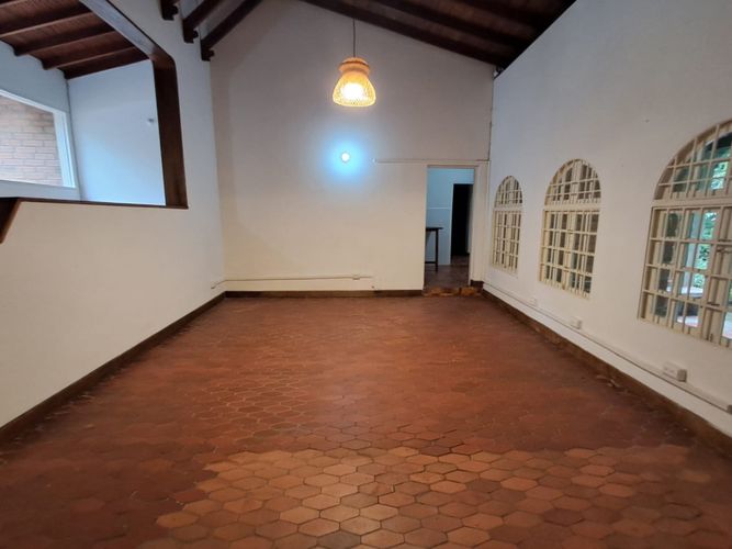 Casa de 3 alcobas en arriendo en Las Lomas No.1, Medellín, 330 m² · foto 6 de 24