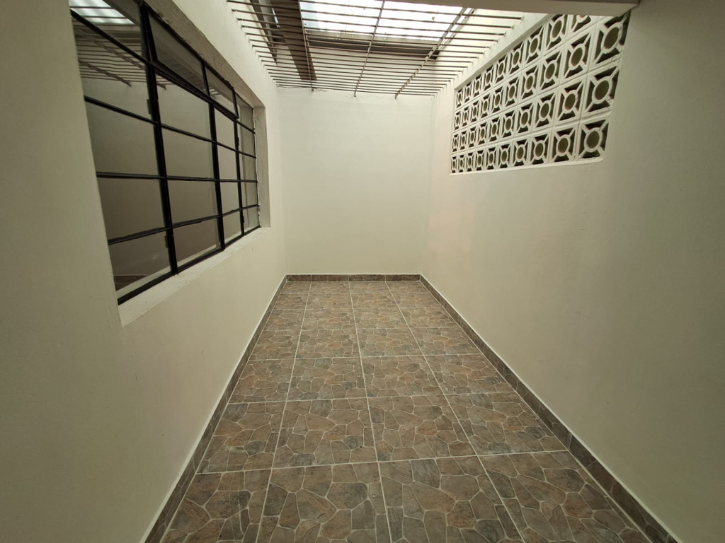 Casa en arriendo en Manila, Medellín · foto 11 de 20
