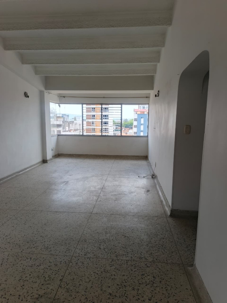 Apartamento en venta en Urbanizacion Diamante Ii Etapa, Bucaramanga · foto 4 de 22