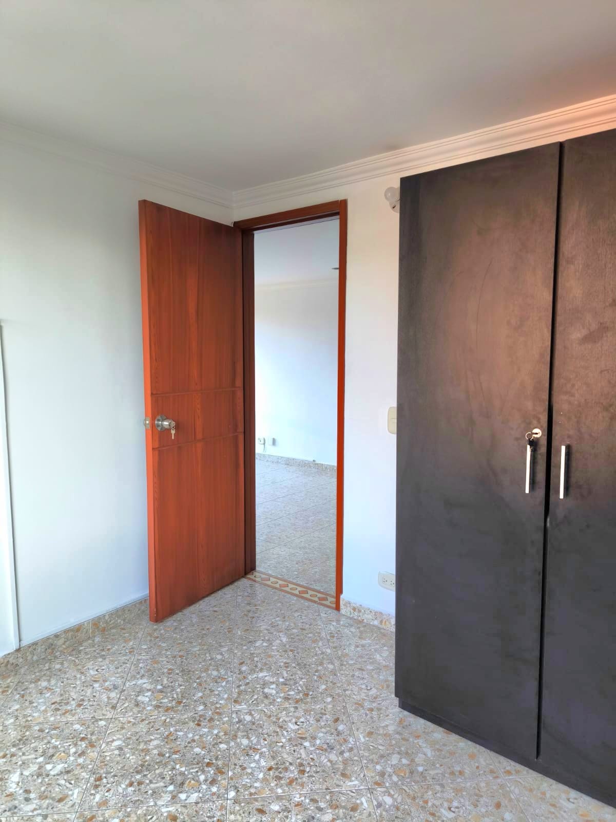 Apartamento en venta en Castilla, Bogotá · foto 7 de 19