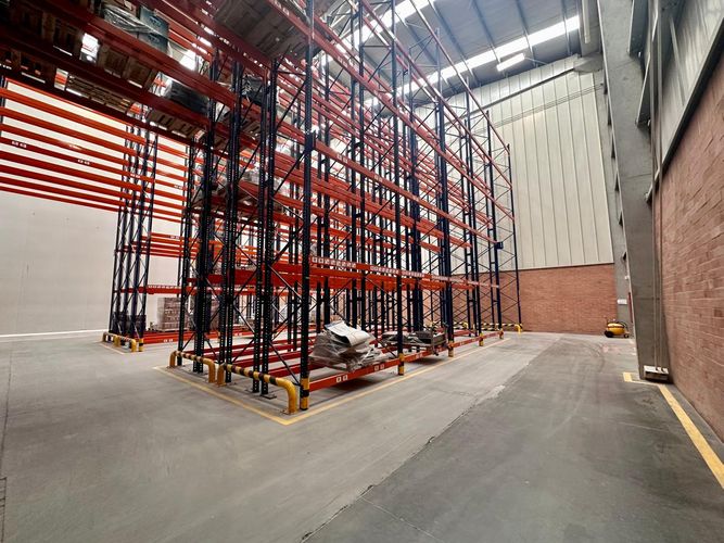 Bodega en venta en Parque Industrial Santo Domingo, Madrid, 1288 m² · foto 6 de 20