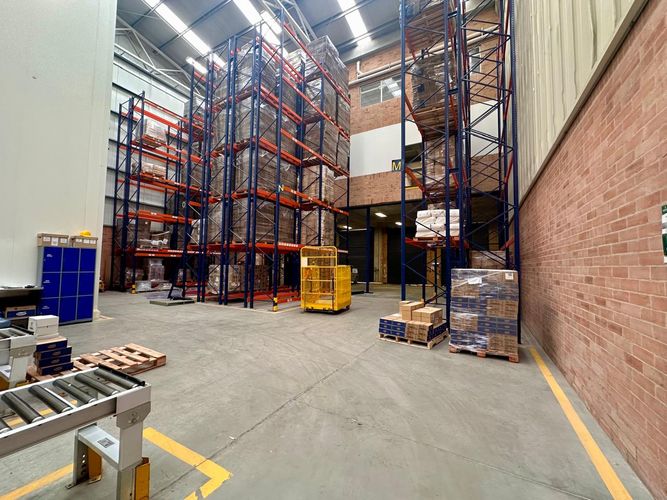 Bodega en venta en Parque Industrial Santo Domingo, Madrid, 1288 m² · foto 4 de 20