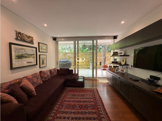 Apartamento de 3 alcobas en venta en Los Rosales, Bogotá, 290 m² · foto 12 de 24