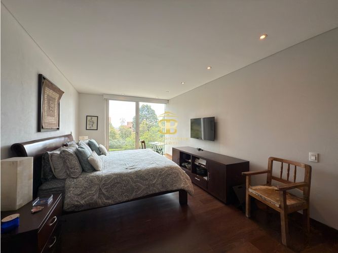 Apartamento de 3 alcobas en venta en Los Rosales, Bogotá, 290 m² · foto 15 de 24
