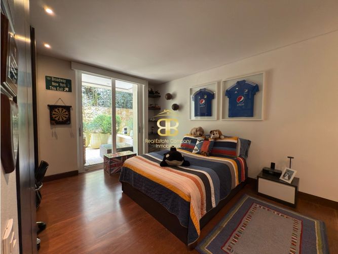 Apartamento de 3 alcobas en venta en Los Rosales, Bogotá, 290 m² · foto 21 de 24