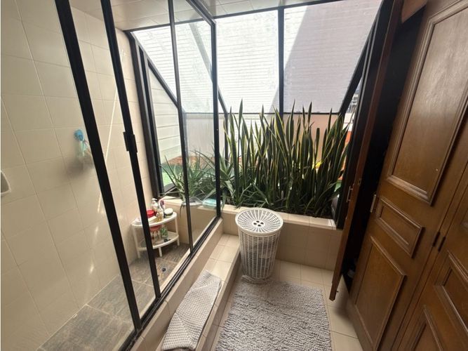 Apartamento de 4 alcobas en venta en Santa Barbara, Bogotá, 366 m² · foto 14 de 24