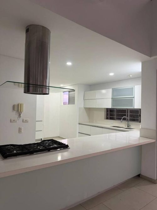 Apartamento de 3 alcobas en venta en Pance, Cali, 250 m² · foto 9 de 24