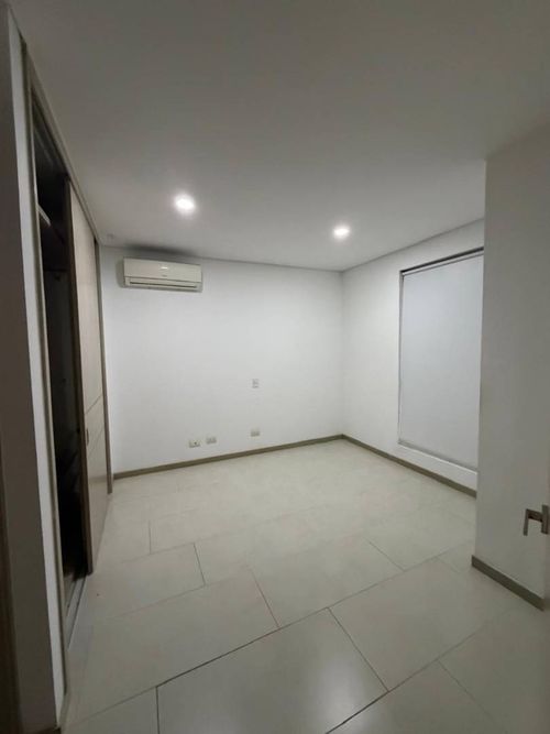 Apartamento de 3 alcobas en venta en Pance, Cali, 250 m² · foto 12 de 24