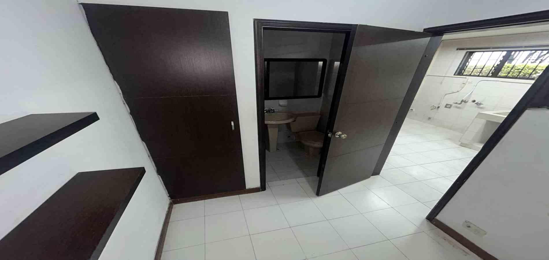 Casa en venta en Los Rosales, Pereira · foto 10 de 23