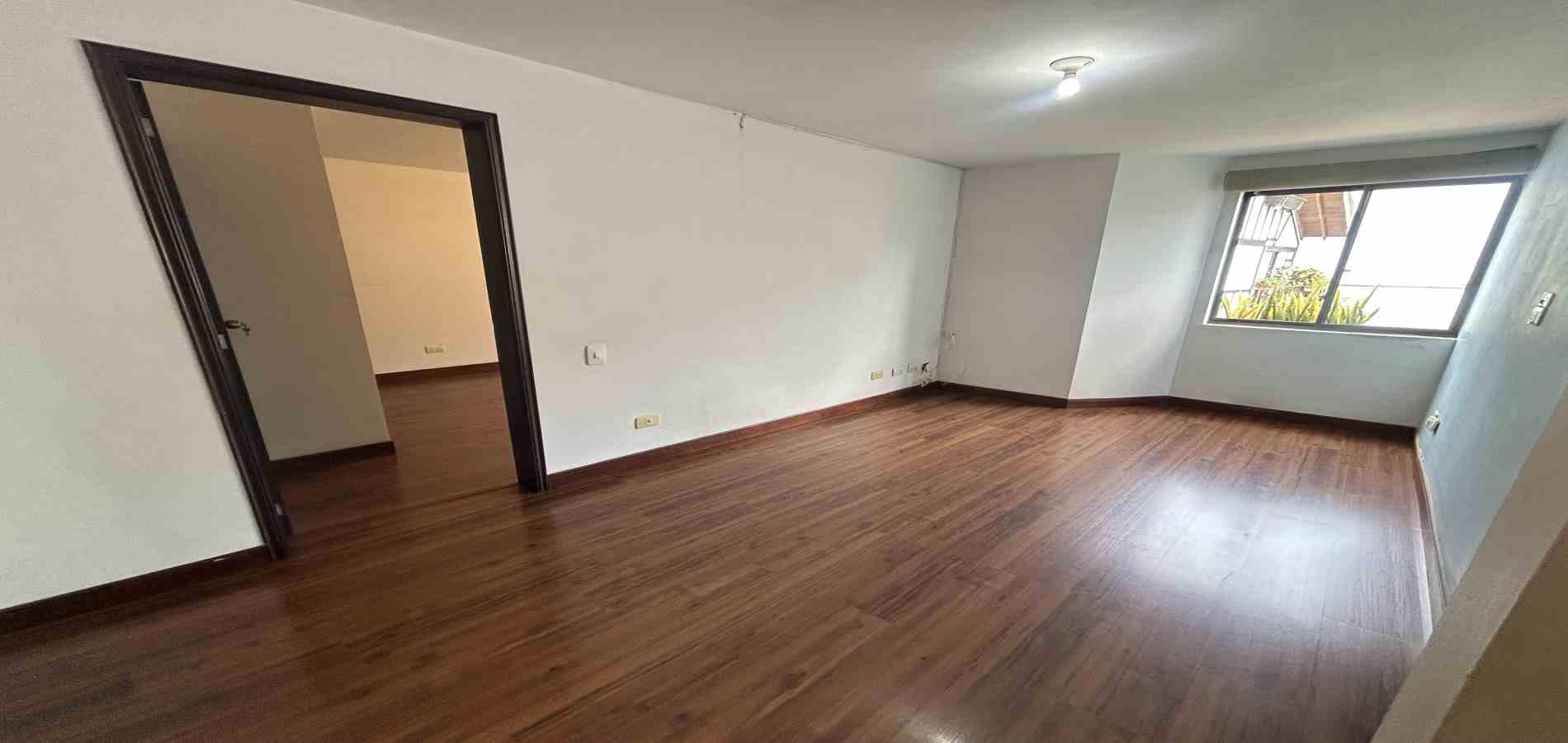 Casa en venta en Los Rosales, Pereira · foto 13 de 23