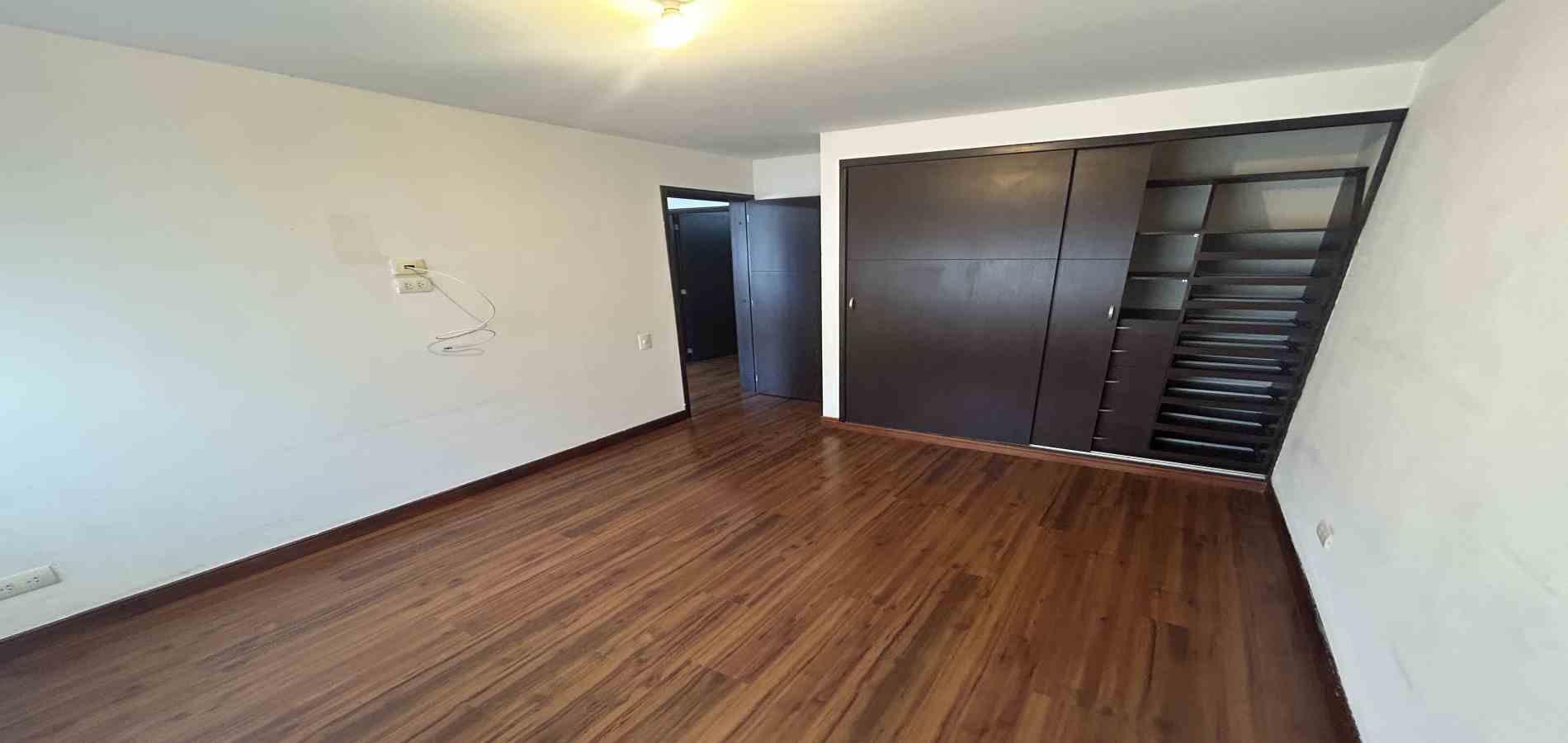 Casa en venta en Los Rosales, Pereira · foto 17 de 23
