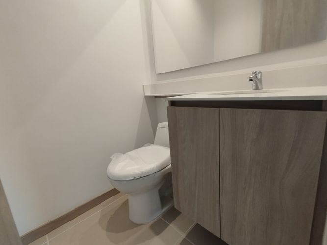 Apartamento de 3 alcobas en arriendo en Camino Verde, Envigado, 99 m² · foto 6 de 16