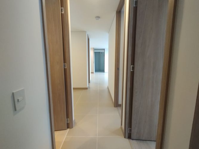 Apartamento de 3 alcobas en arriendo en Camino Verde, Envigado, 99 m² · foto 14 de 16