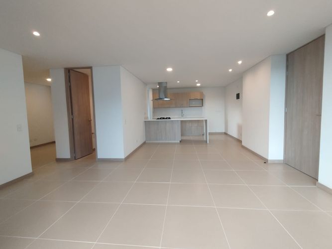 Apartamento de 3 alcobas en arriendo en Camino Verde, Envigado, 99 m² · foto 16 de 16