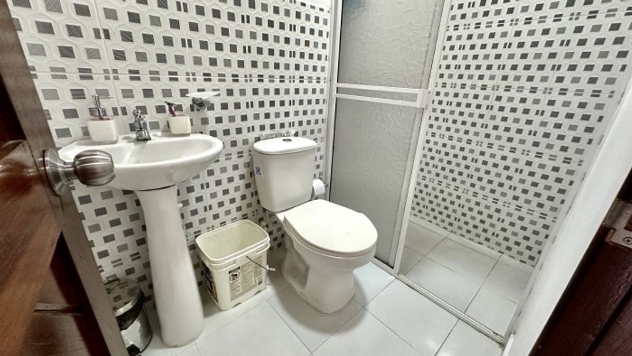 Edificio en venta en Calima, Cali, 285 m² · foto 5 de 6