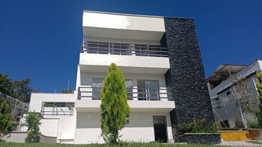 Finca en venta en Ubatoque, Rionegro, 576 m² · foto 2 de 8