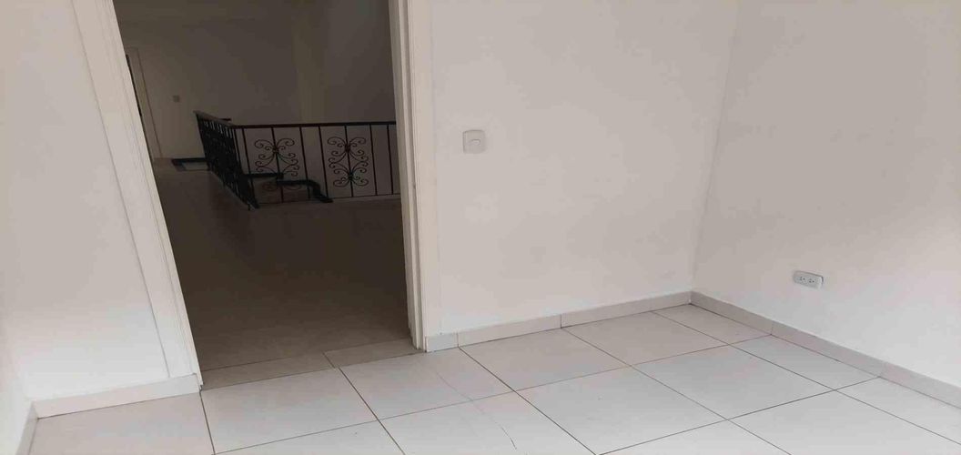 Casa de 4 alcobas en venta en Norte De Armenia, Armenia, 130 m² · foto 2 de 24