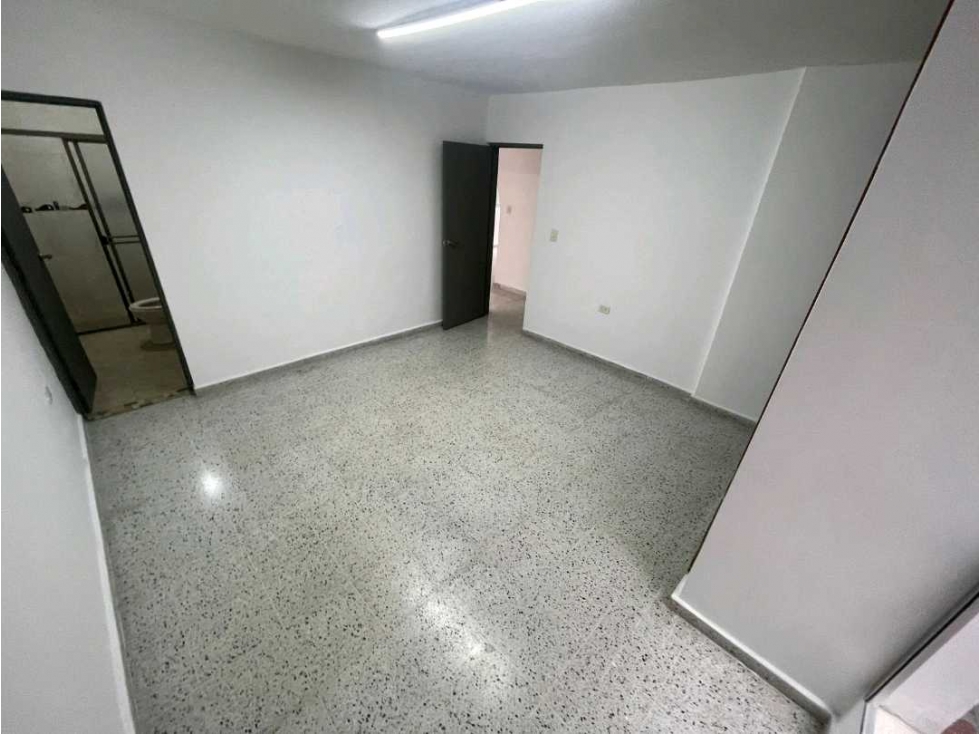 Apartamento en arriendo en Laureles, Medellín · foto 5 de 13