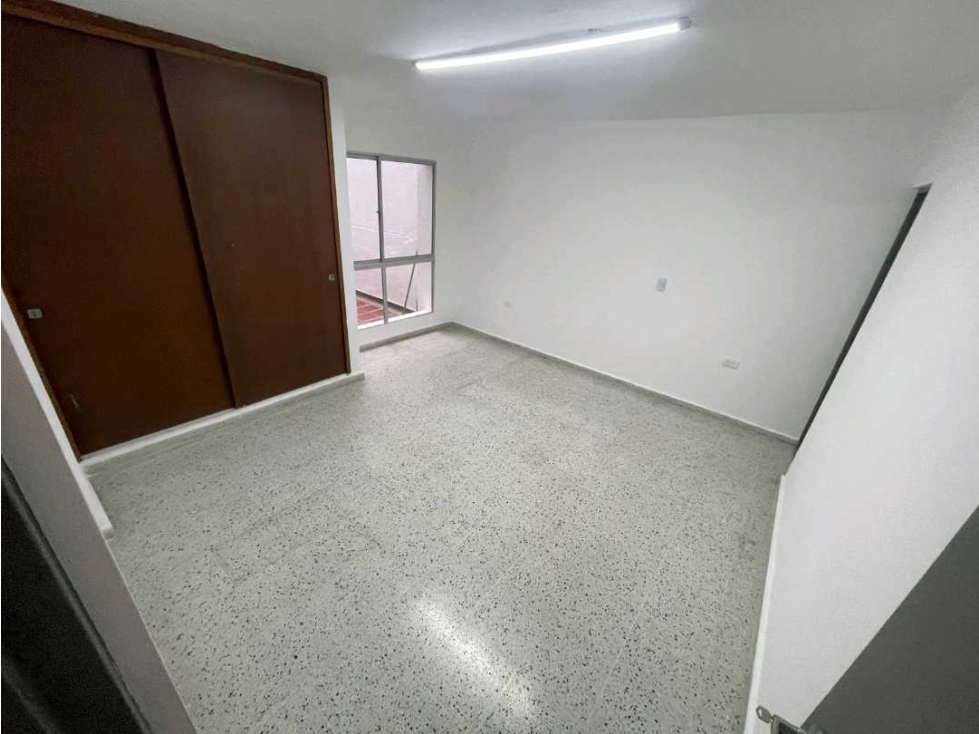 Apartamento en arriendo en Laureles, Medellín · foto 6 de 13