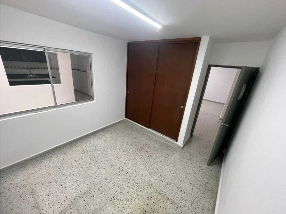 Apartamento en arriendo en Laureles, Medellín · foto 10 de 13
